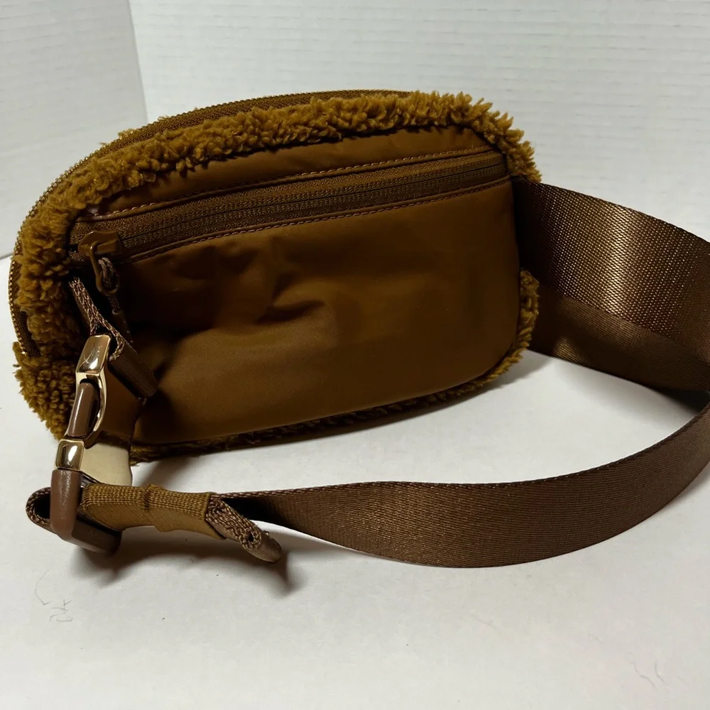 lululemon athletica Brown Sherpa Belt Bag